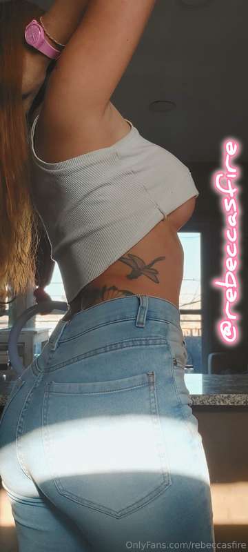 I got so horny taking these photos that I ended up pleasurin..