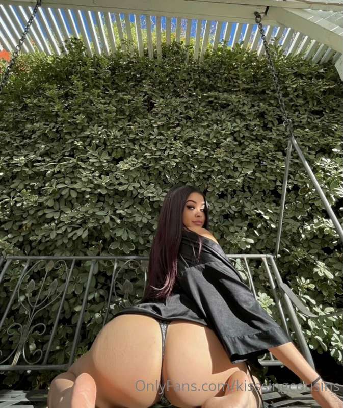 Like this if I can sit on your face ☺️ @ruby2down