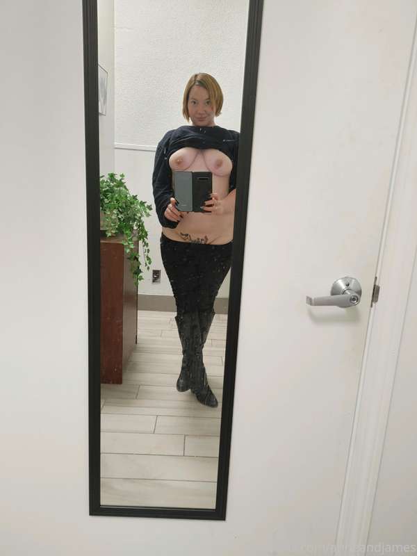 Happy Mirror Monday from work