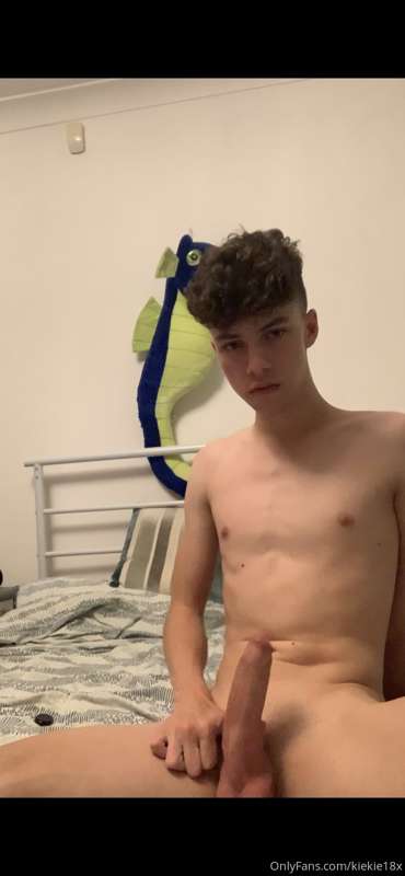 🍆😈 vids and more on the way