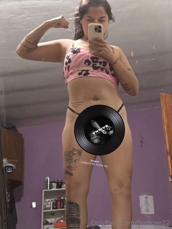 😘