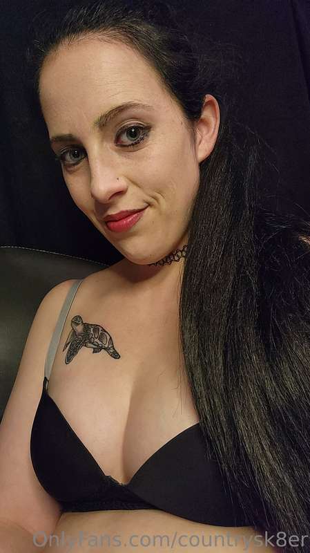 Few selfies and u can see the color undies I'm wearing right..