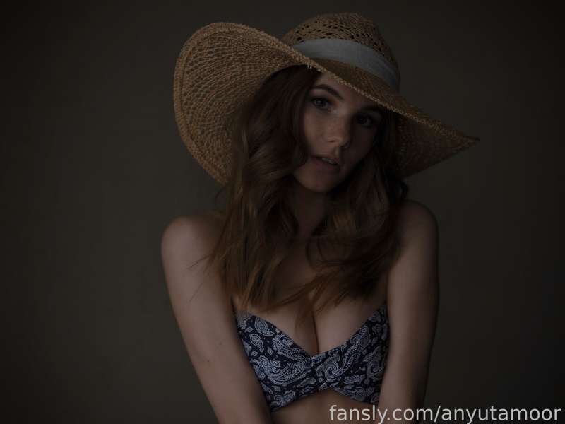 Anyutamoor - Fansly - 10 Nov, 2023