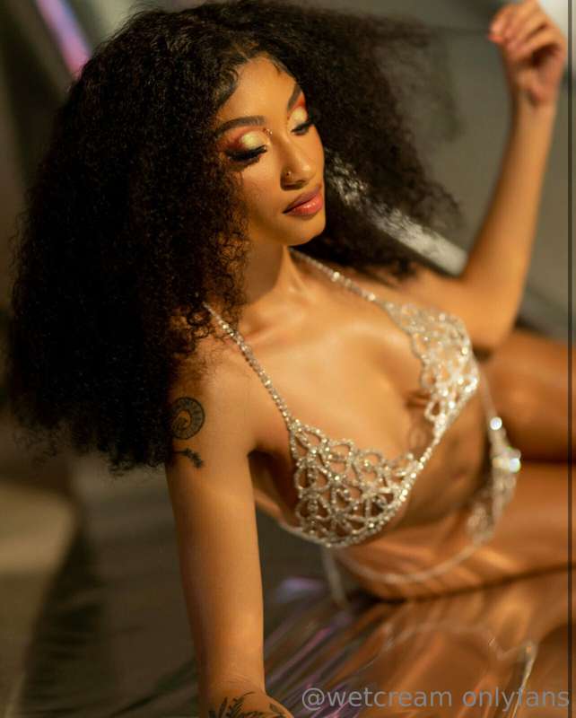 sexy.COMMENT SUM NICE 24