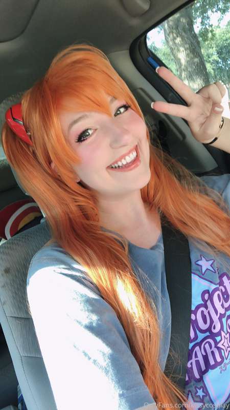 Hi everyone!! I don’t think I’ve made a public post about it.. 4