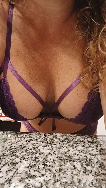 Happy Monday 💜 2