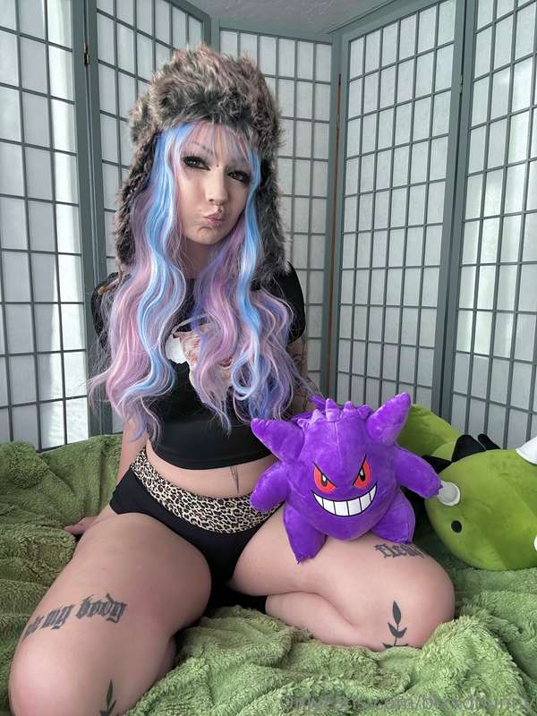 :3