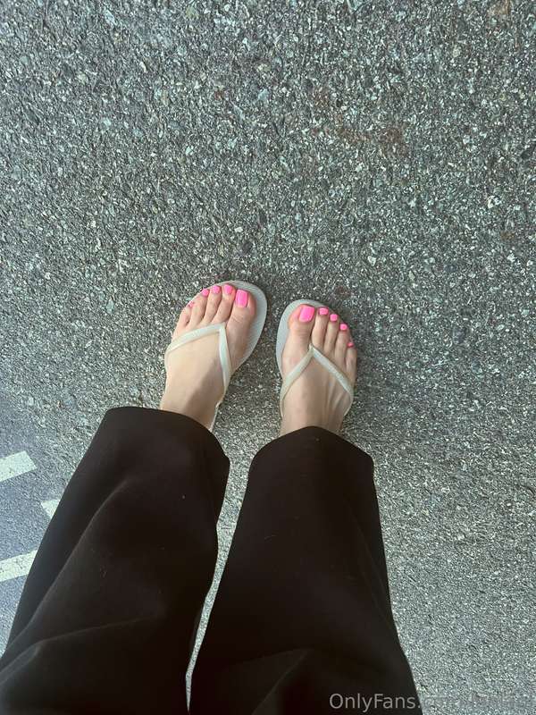 Okay it’s still been a little cold and rainy BUT I wore thes.. 3