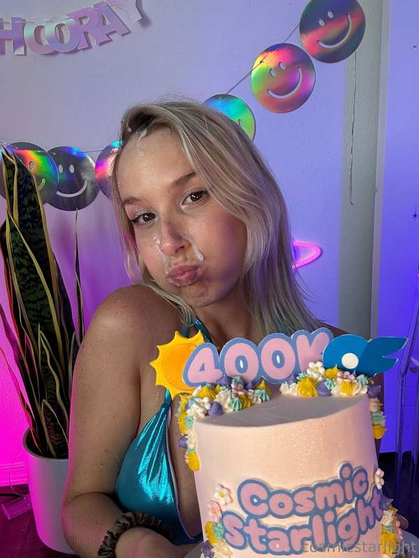 400k fucking LIKES !!! 🎉 🥹THANK YOU SO MUCH!! I love you guy..