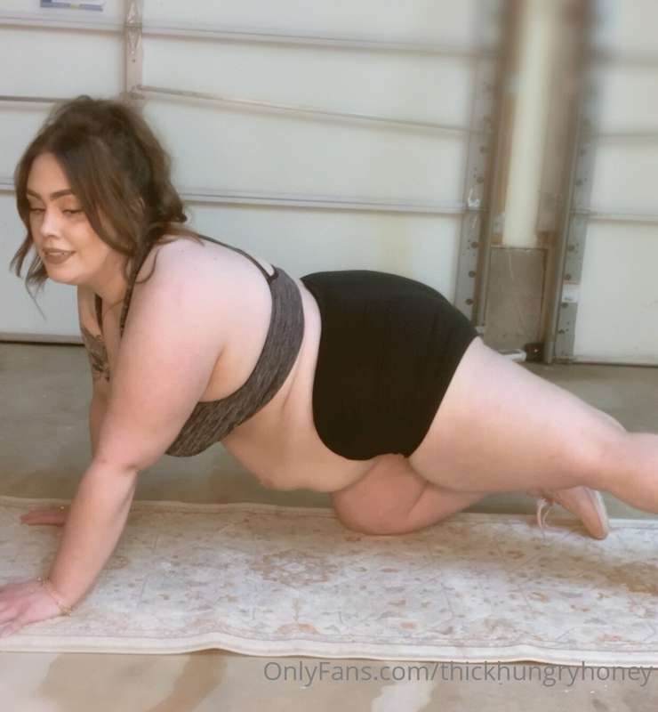 Bad bitch, I could be your morbidly obese piggy fantasy 🐷 16