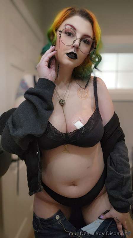 Ladydisdain - Onlyfans - 20 Nov, 2024