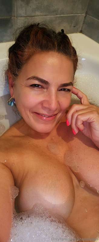 I love taking a bath while being watched. 