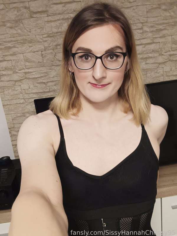Sissyhannahchrissy95 - Fansly - 08 Jul, 2023 15