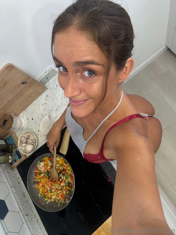?אתה יודע מה אומרים על צמחוניות נכון🤤