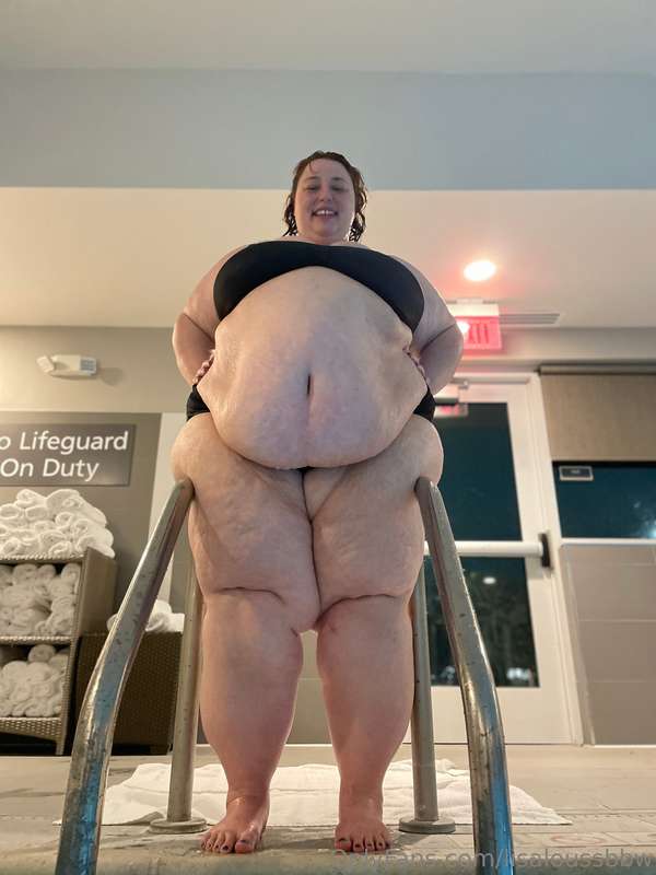 My fat was spilling over the sides of the ladder when I stoo.. 3