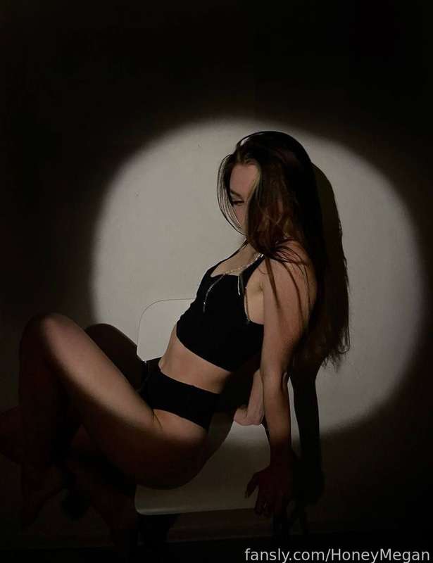 Honeymegan - Fansly - 19 Oct, 2023