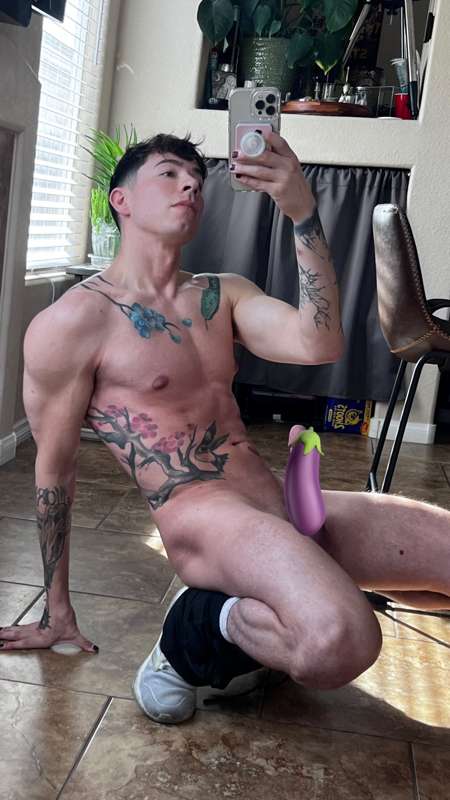 🚨Boner alert 🚨 

Full Reveals always here!
Get full access t..