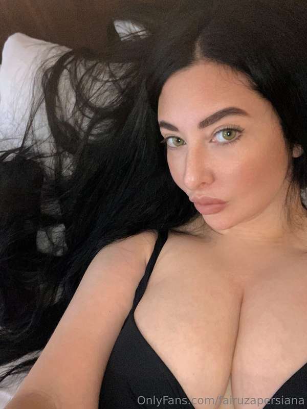 Fairuzapersiana - Onlyfans - 2025-06-04T16:25:24
