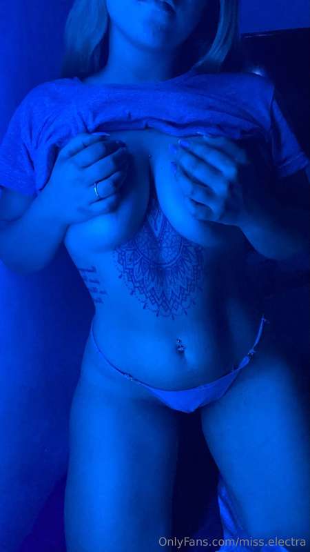 I think I woke up a bit naughty today 💋
