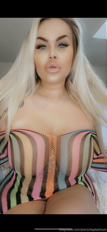 You wanna taste the rainbow daddy? ?? 7
