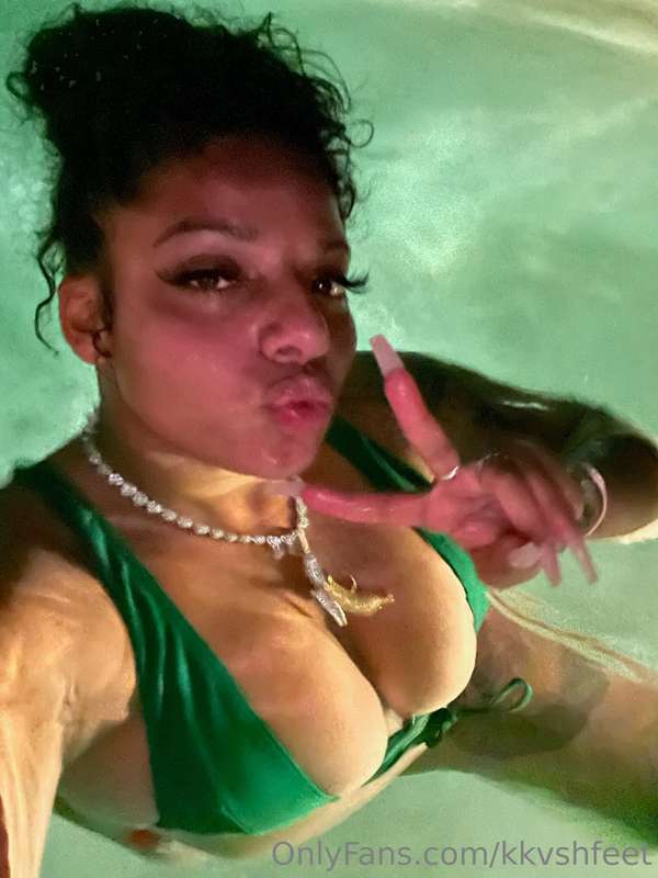 Mermaid vibes 🧜‍♀️