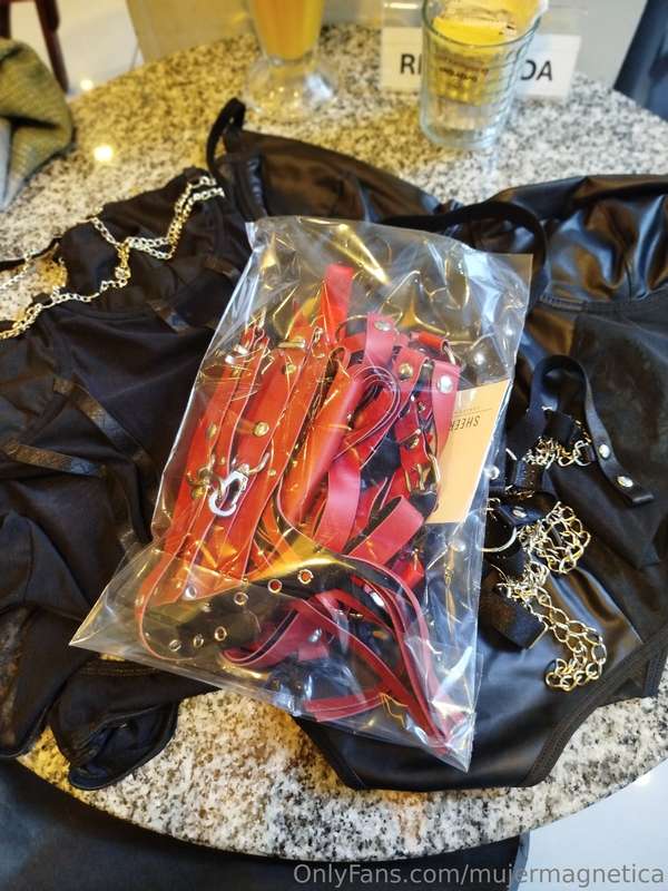 👠 I bought 3 new outfits… and they're the most erotic I've o.. 1