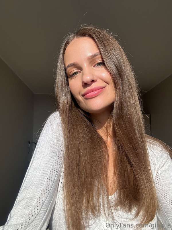 Catching the warm morning rays of the sun☀️