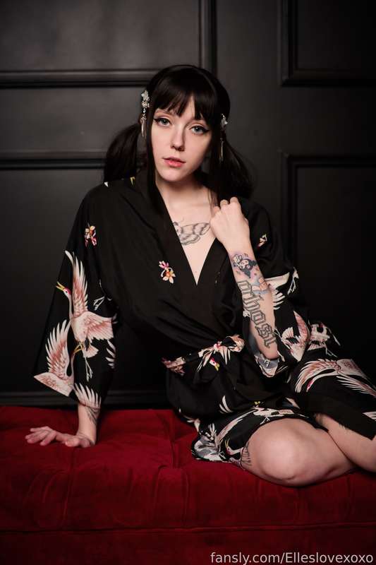Elleslovexoxo - Fansly - 15 Nov, 2023 4