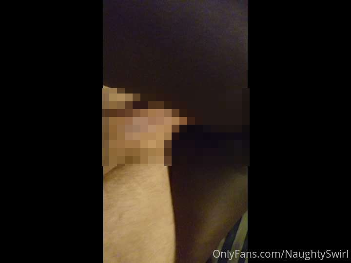 A quick, close up, graphic vid of me riding. Just a taste ;)