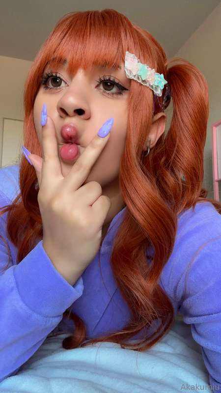 Kiss me Daddy~? 🌸💕