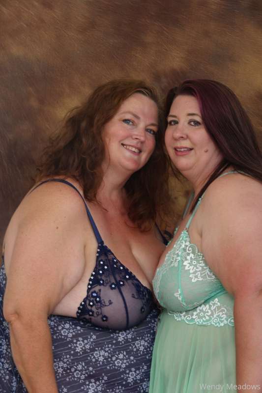 We are two hot wives ready to play. @playwithjj really broug..