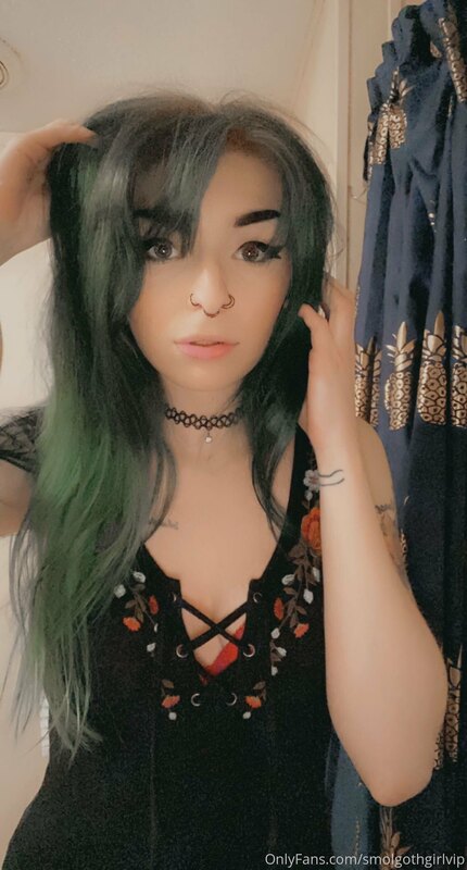 I tried to post this earlier but onlyfans was glitching, sor..