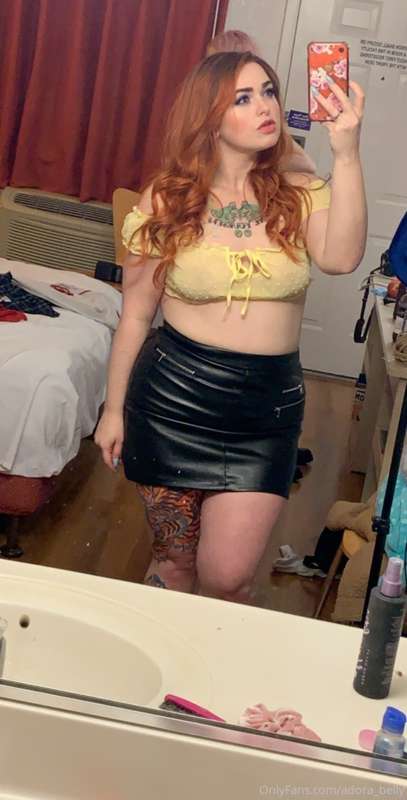 Picking out outfits for a BDSM sex party was very difficult