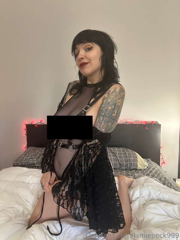 This set goes from silly to sexual to sweet and back again.... 4