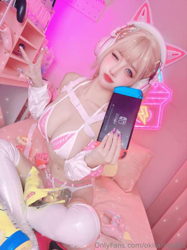 E-Sports Girl Part2 21