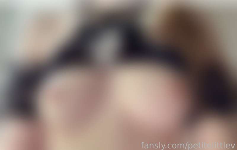 Petitelittlev - Fansly - 22 Aug, 2024 7