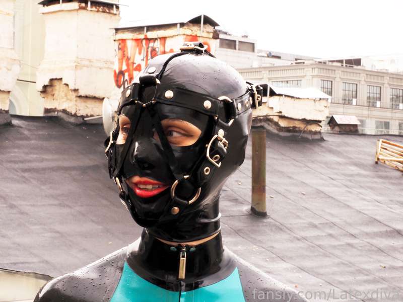 Latexdiva - Fansly - 16 Sep, 2022 9