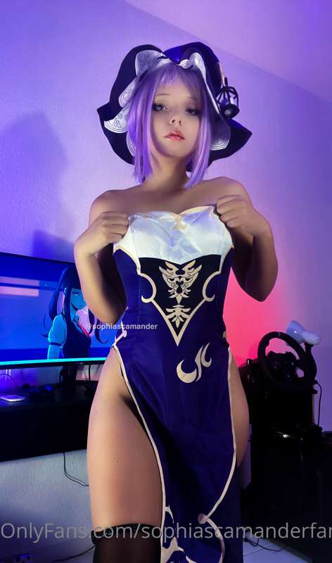 I miss doing cosplays.. 😥🥺 4