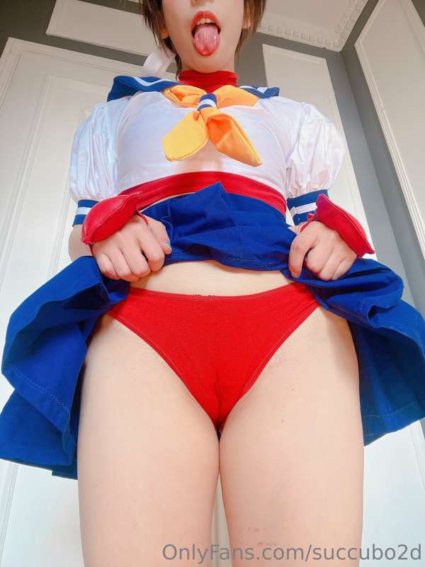 POV te muestro mi cosplay antes de ir a el evento 
Me gusta .. 5