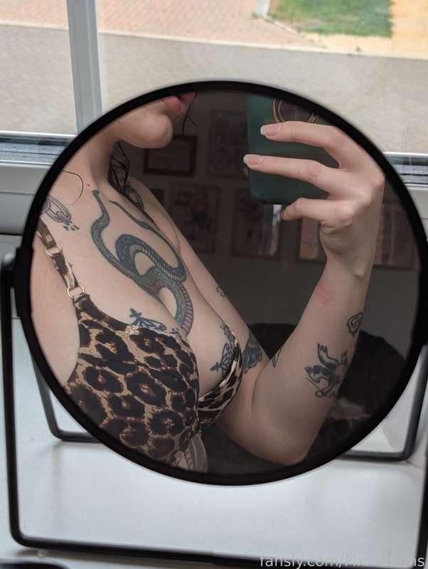 Pixxiebuns - Fansly - 21 May, 2025 1