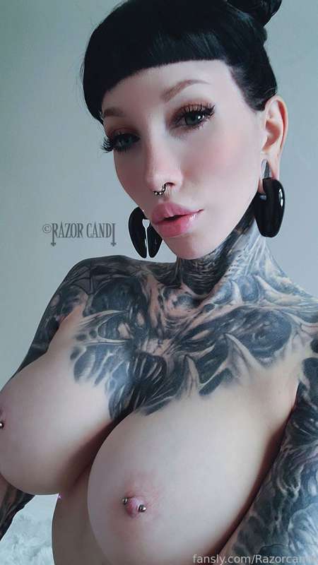 Razorcandi - Fansly - 26 Feb, 2022