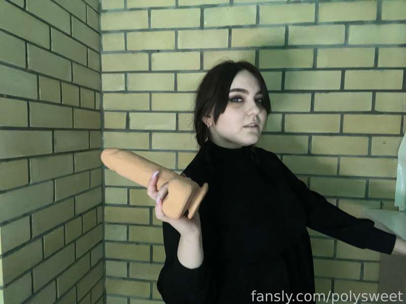 Polysweet - Fansly - 23 Dec, 2022 2
