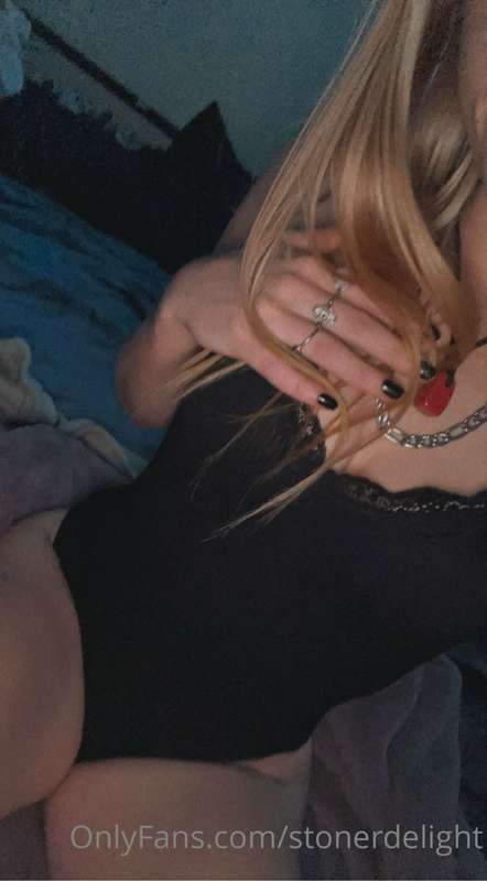 Feelin like I wanna get freaky message me😏
