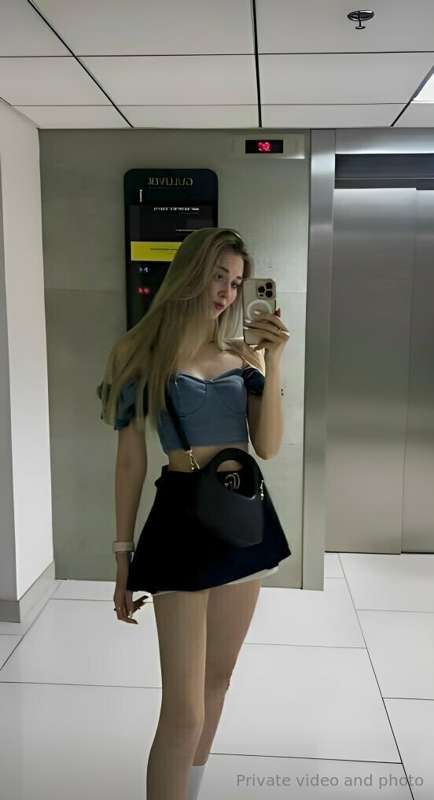 MY BESTIE @liajufree 
OPEN HER PRIVATE PAGE❤️😍 SHE IS MY FAV..