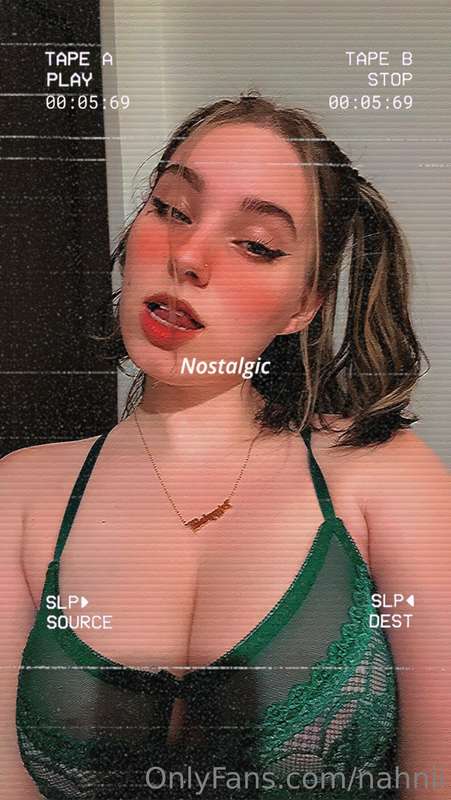 Green is definitely my color👀🍒  What color should I try next..