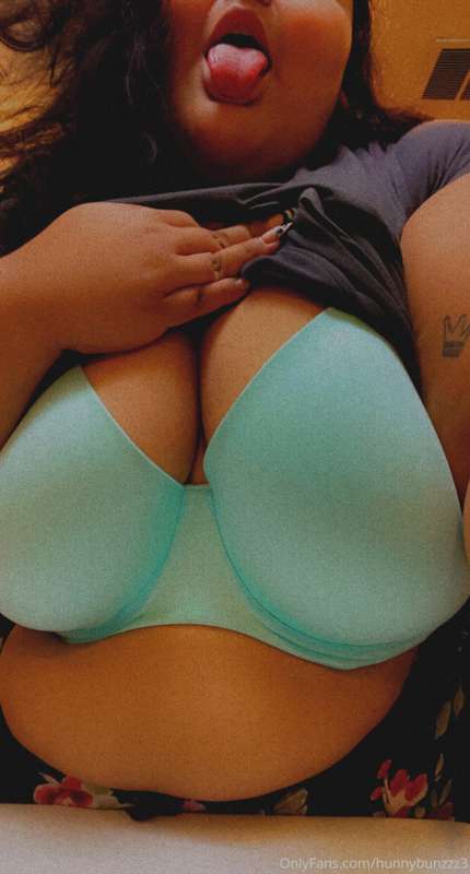 Hunnybunzzz3 - Onlyfans - 20 Nov, 2021