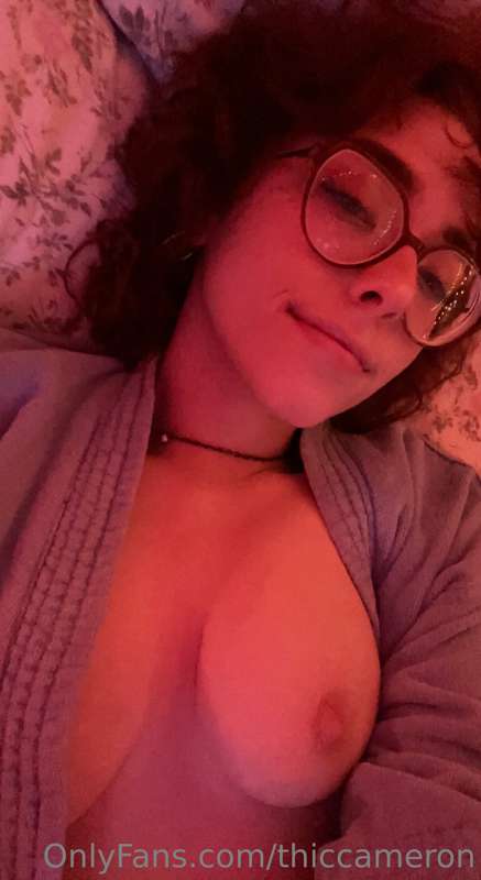 how would u wanna spend a night with me?? 4