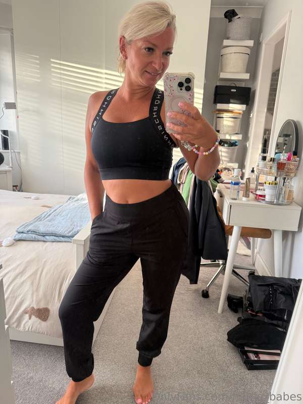 Off to yoga class 🧘‍♀️