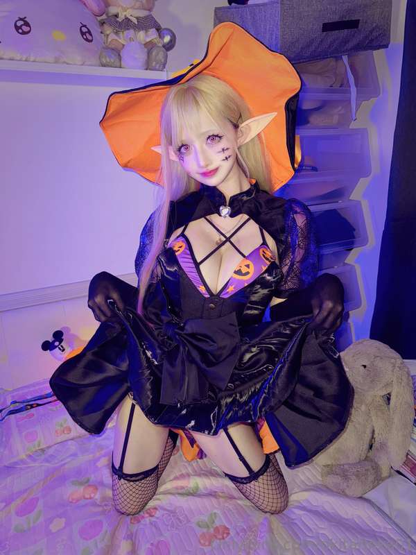 Kitagawa Marin Halloween 🎃 Part1 4