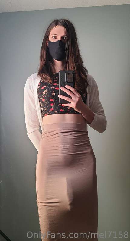 You could see what makes my dick hard in this skirt 😬 5